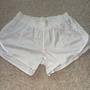 Lululemon Hotty Hot long 10 tall white 4"
